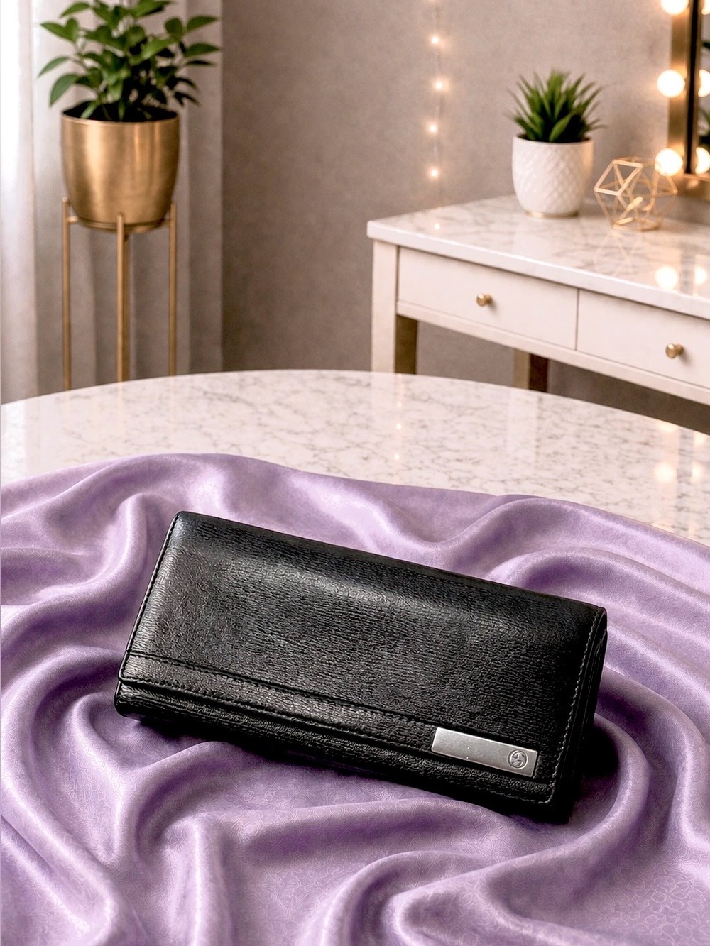 Gucci Black Leather Long Wallet • Silver Logo Plate • Vintage Bifold